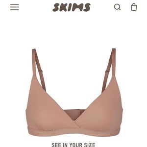 SKIMS Fits Everybody Triangle Bralette